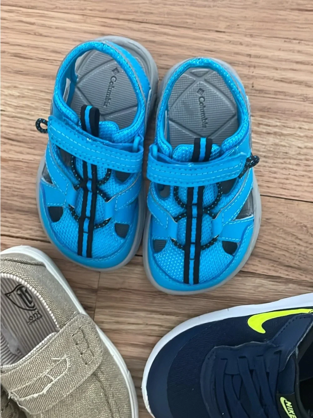 Kids Toddler Shoe Lot Navy Blue and Beige Athletic Sneakers - Nike & Puma 8c